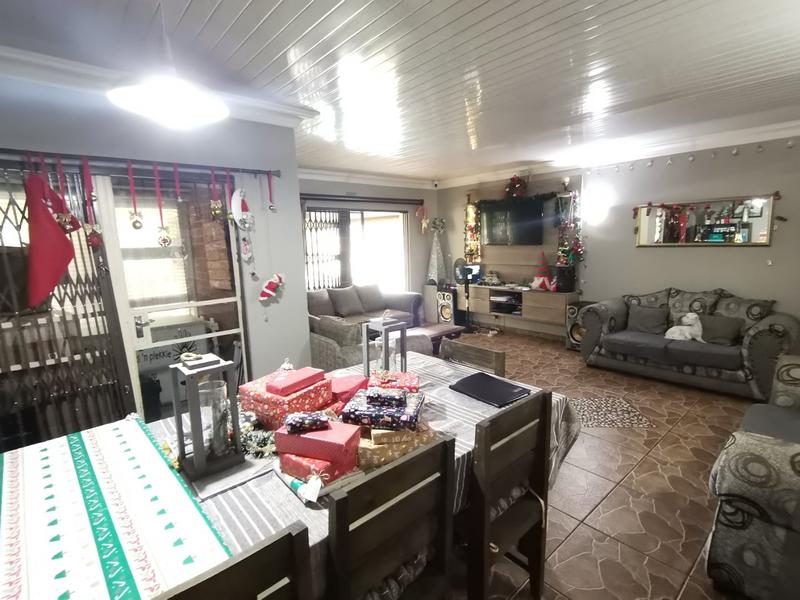 3 Bedroom Property for Sale in Vaalpark Free State